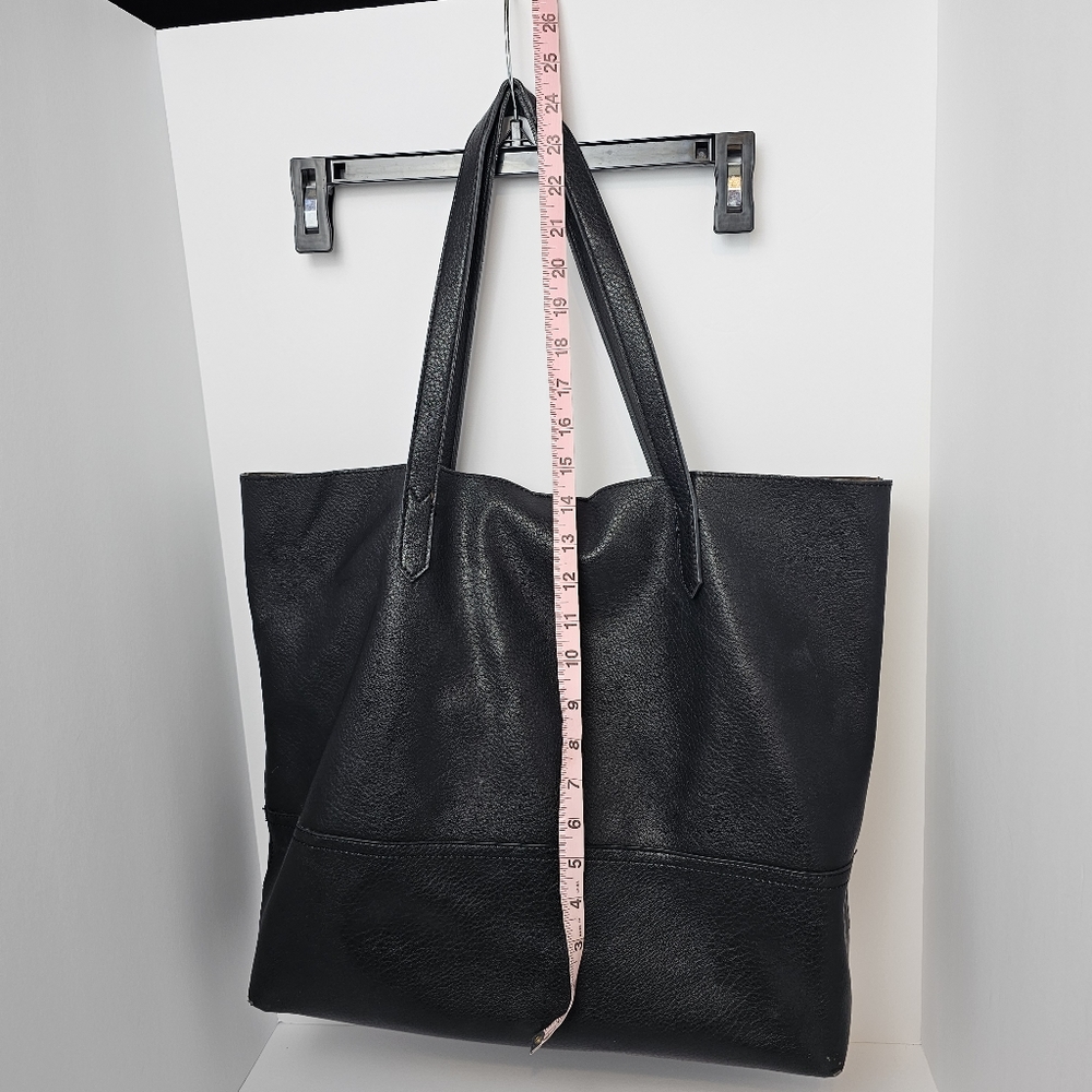 Large Tote - Picture 2 of 16